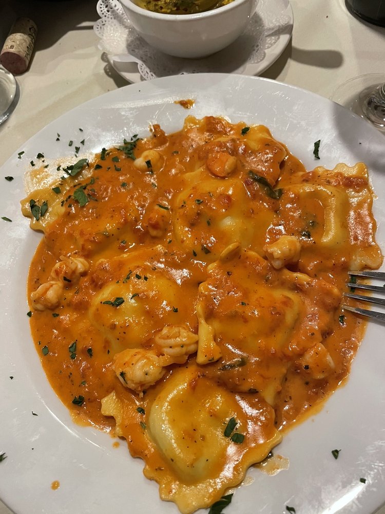 UMBERTO’S ITALIAN RESTAURANT SEAFOOD & STEAKS CLOSED Updated August