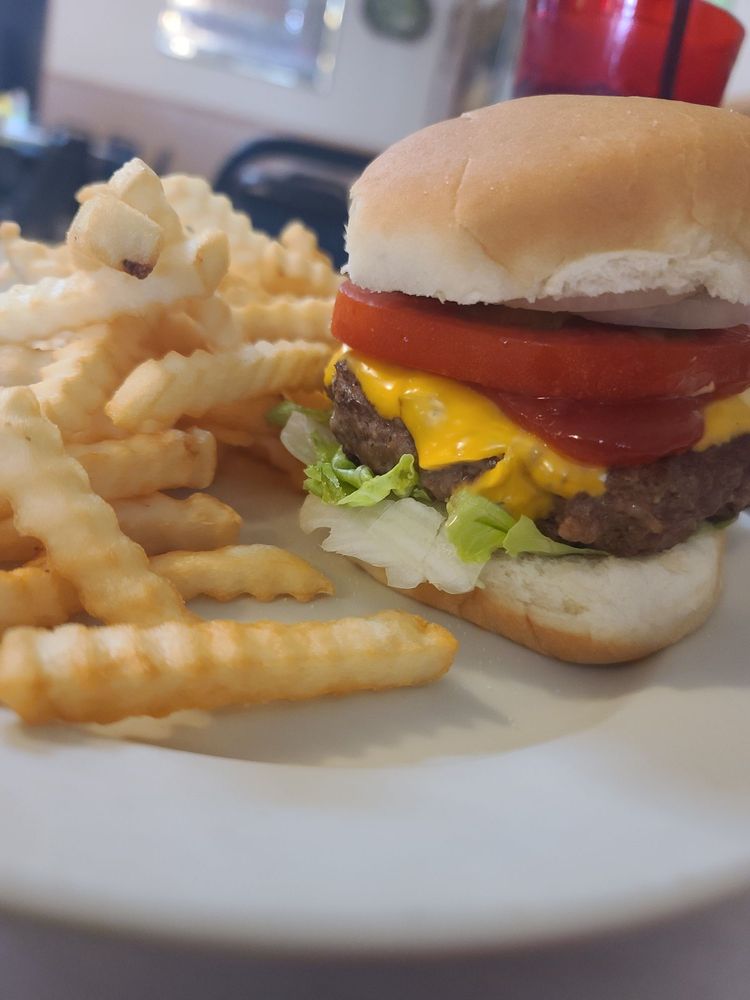 BAMBINO’S Updated October 2024 102 N Lydia St, Ossian, Iowa