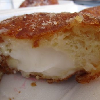 Leonard's Bakery - haupia - Bakeries Near Me - Honolulu, Hawaii Leonard's Bakery - haupia - Bakeries Near Me - Honolulu, Hawaii