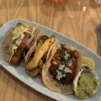 Agua y Sal - Tri Seafood Tacos - Seafood Near Me - México, D.F., DIF Agua y Sal - Tri Seafood Tacos - Seafood Near Me - México, D.F., DIF