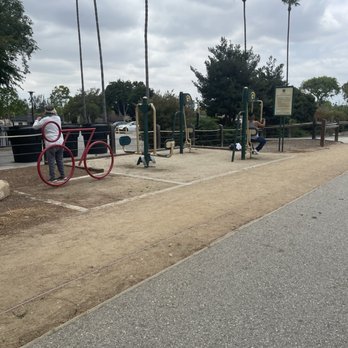 Whittier Greenway Trail - Exercise area - Parks Near Me - Whittier, California
