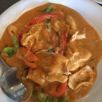 Pad Thai - Chicken panang curry - Thai Near Me - Saint Louis, Missouri Pad Thai - Chicken panang curry - Thai Near Me - Saint Louis, Missouri