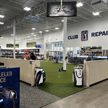 PGA TOUR Superstore - Braintree - There's always plenty to choose from here. - Golf Lessons Near Me - Braintree, Massachusetts PGA TOUR Superstore - Braintree - There's always plenty to choose from here. - Golf Lessons Near Me - Braintree, Massachusetts