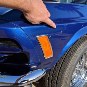 Dee's Auto Body - Body Shops Near Me - Bellflower, California
