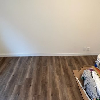 Gerson Bustillo - Luxury vinyl flooring - Carpet Installation Near Me Gerson Bustillo - Luxury vinyl flooring - Carpet Installation Near Me