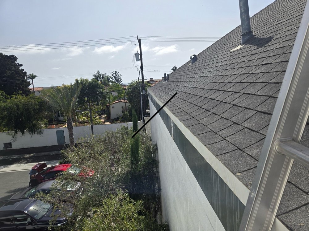 Slide of Indura Roof