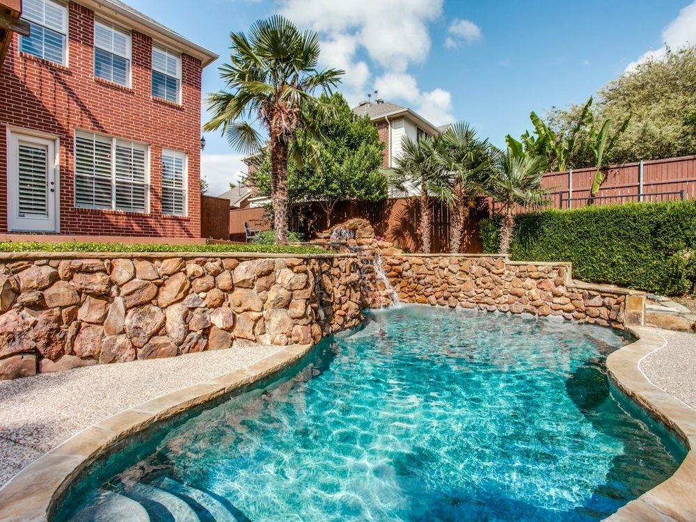 DIANA GRUBBS COLDWELL BANKER APEX REALTORS 2555 Ridge Rd, Rockwall