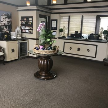 Dr. Eric Johnson - Our patient reception area, is beautiful and inviting. We offer cold or room temperature "Smile Water", or a nice hot cup of coffee. - General Dentistry Near Me - San Clemente, California