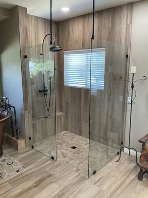 Creative Original Design - Upgrade your Bathroom areas with modern designs and expert craftsmanship. We focus on enhancing functionality and aesthetics to create spaces that fit your lifestyle and add lasting value to your home. Creative Original Design - Upgrade your Bathroom areas with modern designs and expert craftsmanship. We focus on enhancing functionality and aesthetics to create spaces that fit your lifestyle and add lasting value to your home.