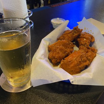 The Corner Chill & Grill - Yum! Cold beers too - Bars Near Me - Belleville, Illinois The Corner Chill & Grill - Yum! Cold beers too - Bars Near Me - Belleville, Illinois