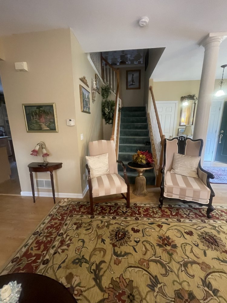 ALVAREZ UPHOLSTERY Updated April 2024 1655 Elmwood Ave, Cranston