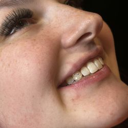 Gemstone Beauty - Hybrid lash extensions & tooth gems