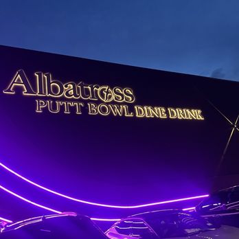 Albatross - The outside - Mini Golf Near Me - Edison, New Jersey