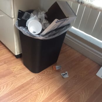 Peter Ho Win, MD - Dirty clinic..... Trash out over - Ophthalmologists Near Me - Arcadia, California