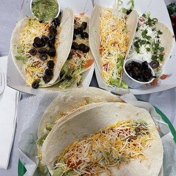 Pat's Oak Manor - Steak, ground beef, and chicken tacos - Venues & Event Spaces Near Me - South Milwaukee, Wisconsin