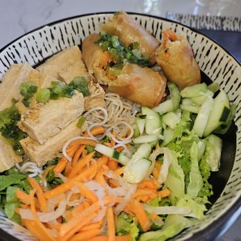 Four Seasons - Vietnamese Kitchen - Tofu Bowl (Bun) - Vietnamese Near Me - Reno, Nevada Four Seasons - Vietnamese Kitchen - Tofu Bowl (Bun) - Vietnamese Near Me - Reno, Nevada