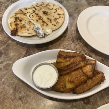 Pupuseria Y Restaurante Platano - Salvadoran Near Me - Berkeley, California Pupuseria Y Restaurante Platano - Salvadoran Near Me - Berkeley, California