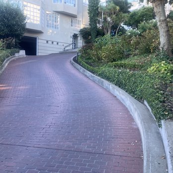 Lombard Street - It's Fucking Steep - Landmarks & Historical Buildings Near Me - San Francisco, California