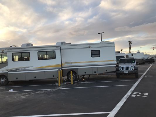 Rv Park Picture Of Dockweiler Beach Rv Park Los Angeles Tripadvisor
