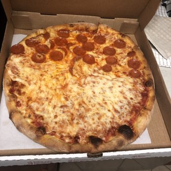 Via Veneto Pizza - Large pie-Half Cheese, half pepperoni. Yummmmmm - Pizza Near Me - East Norriton, Pennsylvania Via Veneto Pizza - Large pie-Half Cheese, half pepperoni. Yummmmmm - Pizza Near Me - East Norriton, Pennsylvania