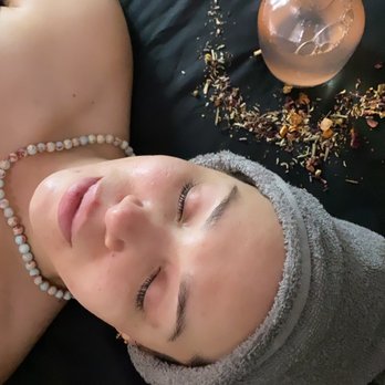 Brows Lids Lashes - Theraupedic Facial and Aloe Vera mask + Aloe hair treatment for smooth, shine, and hydration - Eyelash Service Near Me - Bellflower, California