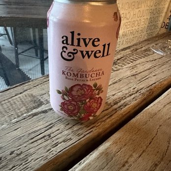 West Oak Coffee Bar - Kombucha - Coffee & Tea Near Me - Denton, Texas
