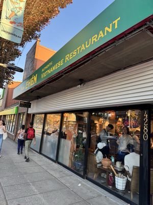 CHÉN - CHEN Vietnamese Restaurant by null