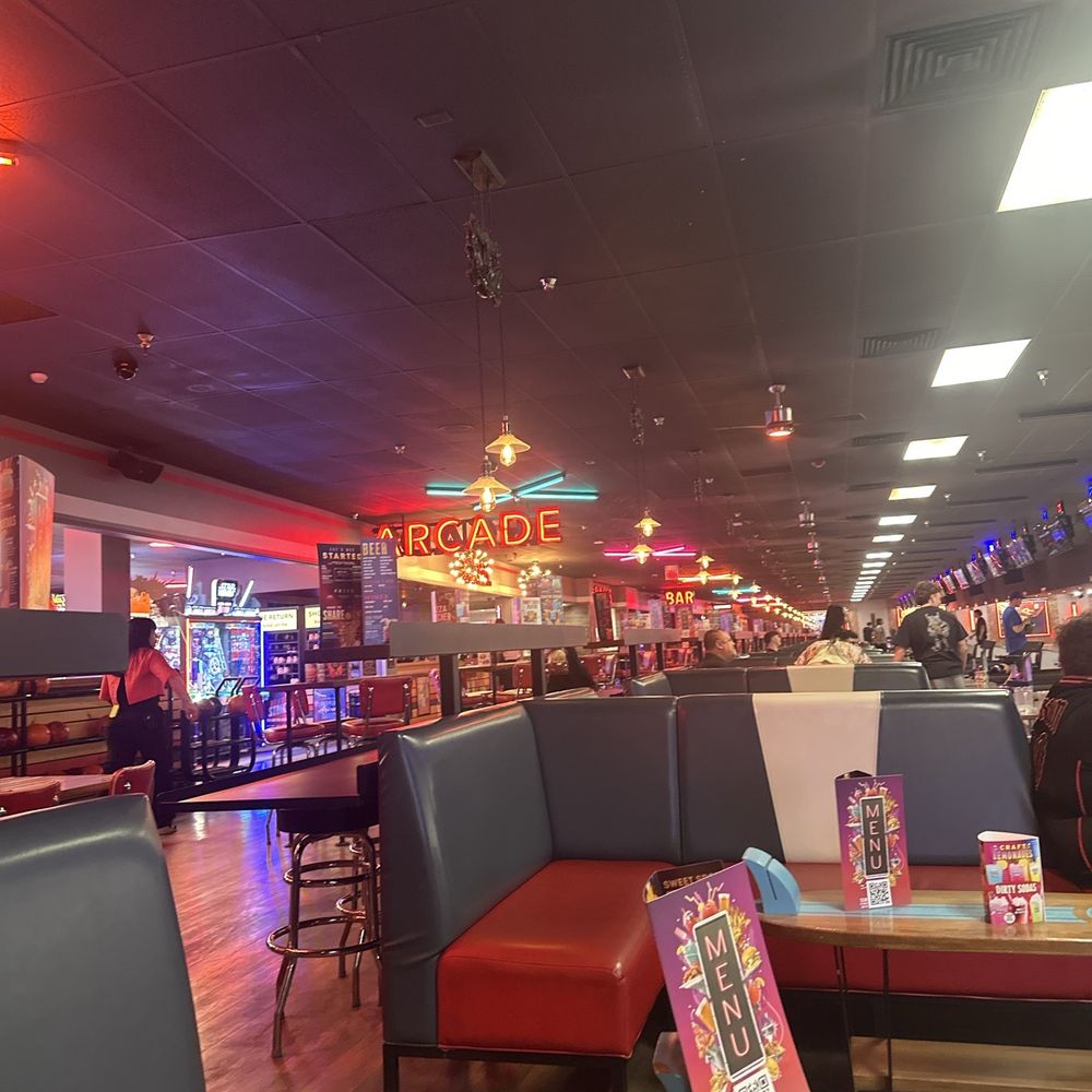 Bowlero Glendale - Atmosphere - Bowling Near Me - Glendale, Arizona Bowlero Glendale - Atmosphere - Bowling Near Me - Glendale, Arizona