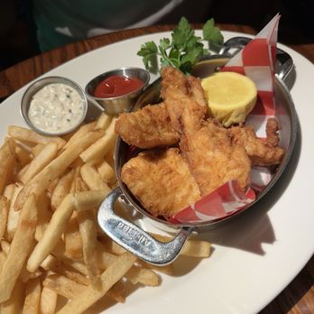 Shaw's Crab House - Fish & Chips - Seafood Near Me - Chicago, Illinois Shaw's Crab House - Fish & Chips - Seafood Near Me - Chicago, Illinois