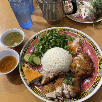 District 36 Diner - Lemongrass chicken with rice and add on egg add on - American Near Me - Fountain Valley, California