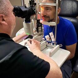 Mark T Hunt - Mark Hunt is the best eye doc in Vegas