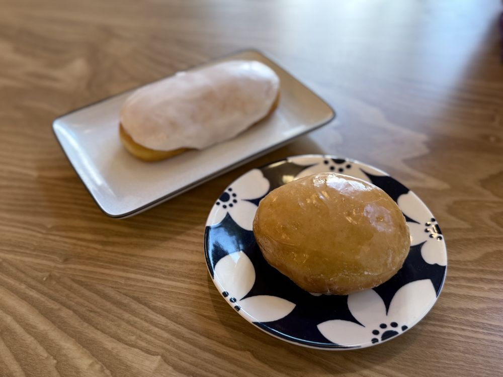 Social spots from Somethin' Sweet Donuts