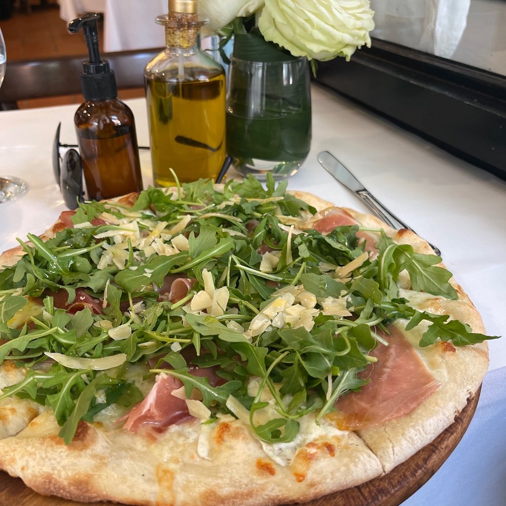 3 Giovani - Pizze Bianca al Crudo - Pizza Near Me - New York, New York 3 Giovani - Pizze Bianca al Crudo - Pizza Near Me - New York, New York