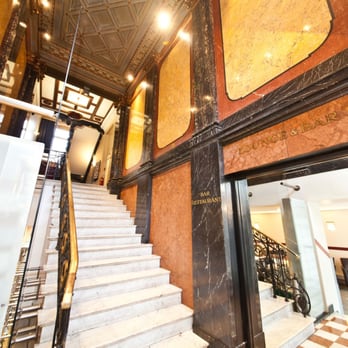 Novum Hotel Gates Berlin - Treppe - Hotels Near Me - Berlin, BE Novum Hotel Gates Berlin - Treppe - Hotels Near Me - Berlin, BE