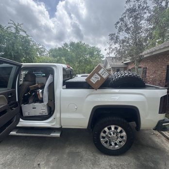 Hank's Tint & Bedliners - Tires, rims, lights, nerf bars, grill.... - Auto Customization Near Me - Ponchatoula, Louisiana Hank's Tint & Bedliners - Tires, rims, lights, nerf bars, grill.... - Auto Customization Near Me - Ponchatoula, Louisiana