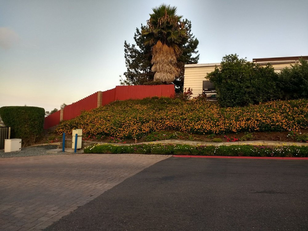 OCEAN BLUFFS MOBILE HOME COMMUNITY 34 Photos 3340 Del Sol Blvd, San