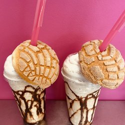 Licuado de choco Ana con una cochita