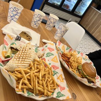 Vegan grill - Crunch Wrap, fries. Chocolate chip cookies, Nacho Burger, and fountain drinks - Vegan Near Me - New York, New York Vegan grill - Crunch Wrap, fries. Chocolate chip cookies, Nacho Burger, and fountain drinks - Vegan Near Me - New York, New York