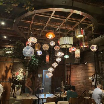 Up Thai - Interior decor - Thai Near Me - New York, New York