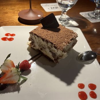 DaVinci's - Tiramisu - Italian Near Me - Marco Island, Florida