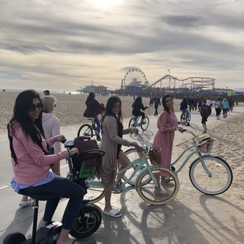 Venice Beach Boardwalk - Venice beach board walk - Beaches Near Me - Venice, California