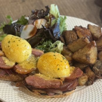Chillax Coffee - smoked duck benedict - Coffee & Tea Near Me - Richmond Hill, Ontario Chillax Coffee - smoked duck benedict - Coffee & Tea Near Me - Richmond Hill, Ontario