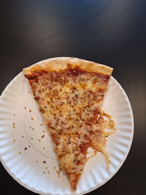 Main Pizza Chalavi by null