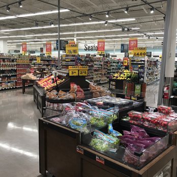 Food Lion - Clean organized store - Grocery Near Me - Henrico, Virginia