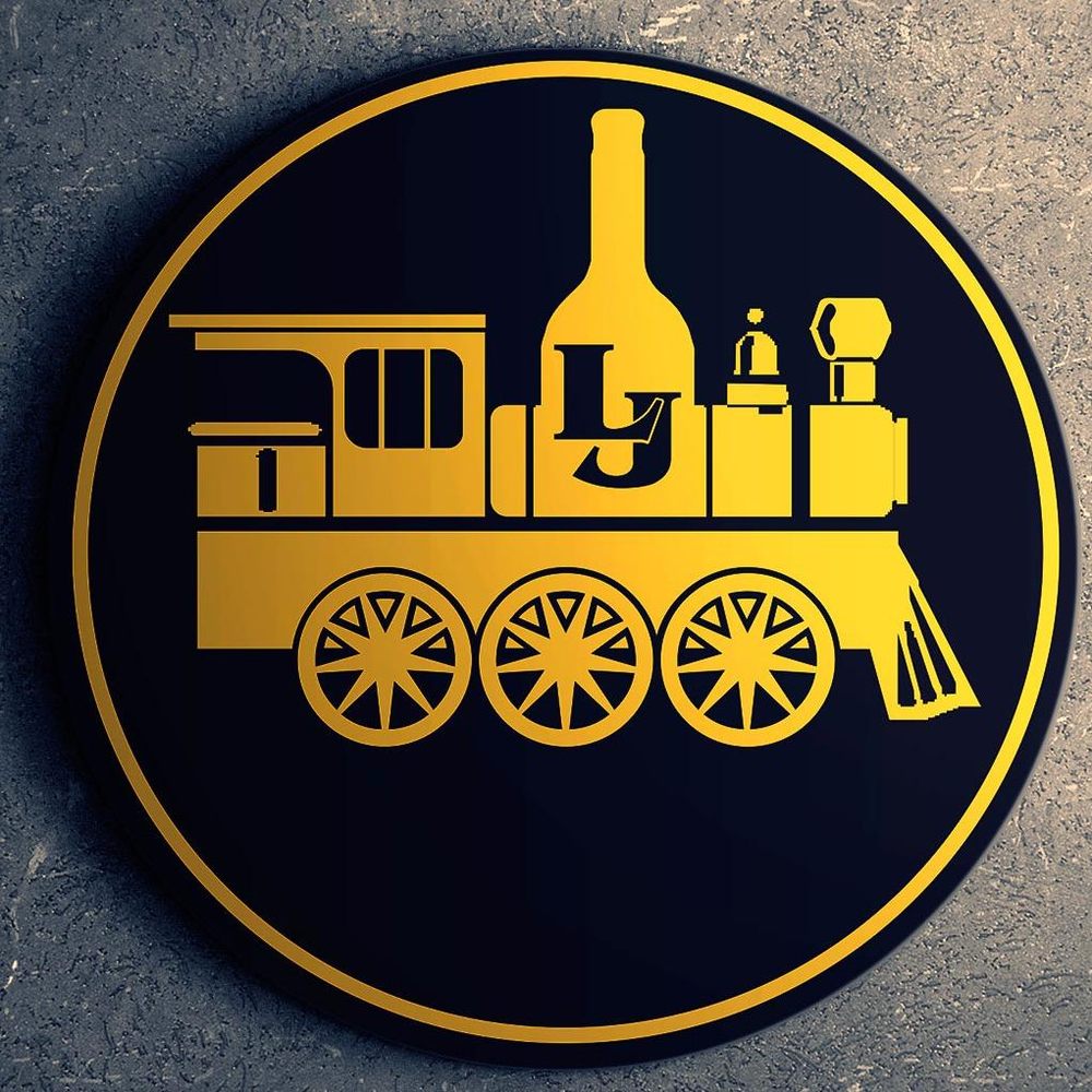 LIQUOR JUNCTION Updated July 2024 632 Main St, Winchester