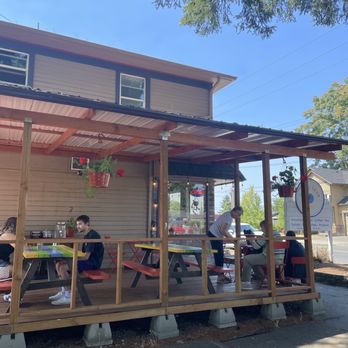 Fresh Love - SUCH a charming spot with delicious food and the best vibes. - Juice Bars & Smoothies Near Me - Portland, Oregon Fresh Love - SUCH a charming spot with delicious food and the best vibes. - Juice Bars & Smoothies Near Me - Portland, Oregon