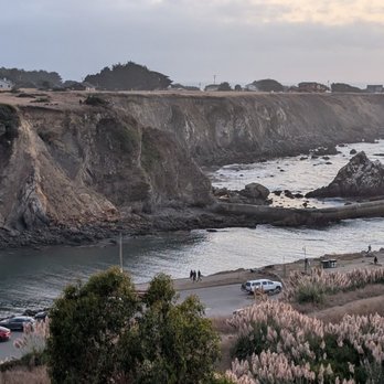 North Cliff Hotel - Entrance to Noyo Harbor. Picture taken from our balcony. - Hotels Near Me - Fort Bragg, California North Cliff Hotel - Entrance to Noyo Harbor. Picture taken from our balcony. - Hotels Near Me - Fort Bragg, California