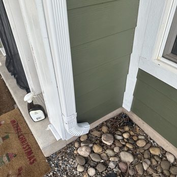 DaBella - Downspout installed backwards - Roofing Near Me - Ogden, Utah DaBella - Downspout installed backwards - Roofing Near Me - Ogden, Utah