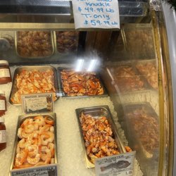 Shyer's Lobster Pounds