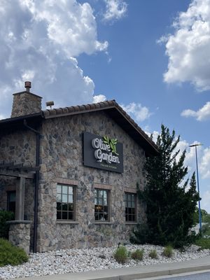 Olive Garden Italian Restaurant by null